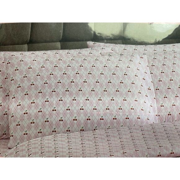 6 Piece Juicy Couture CHERRIES Cherry Argyle Pink Sheet Set King Size NEW - Picture 8 of 15